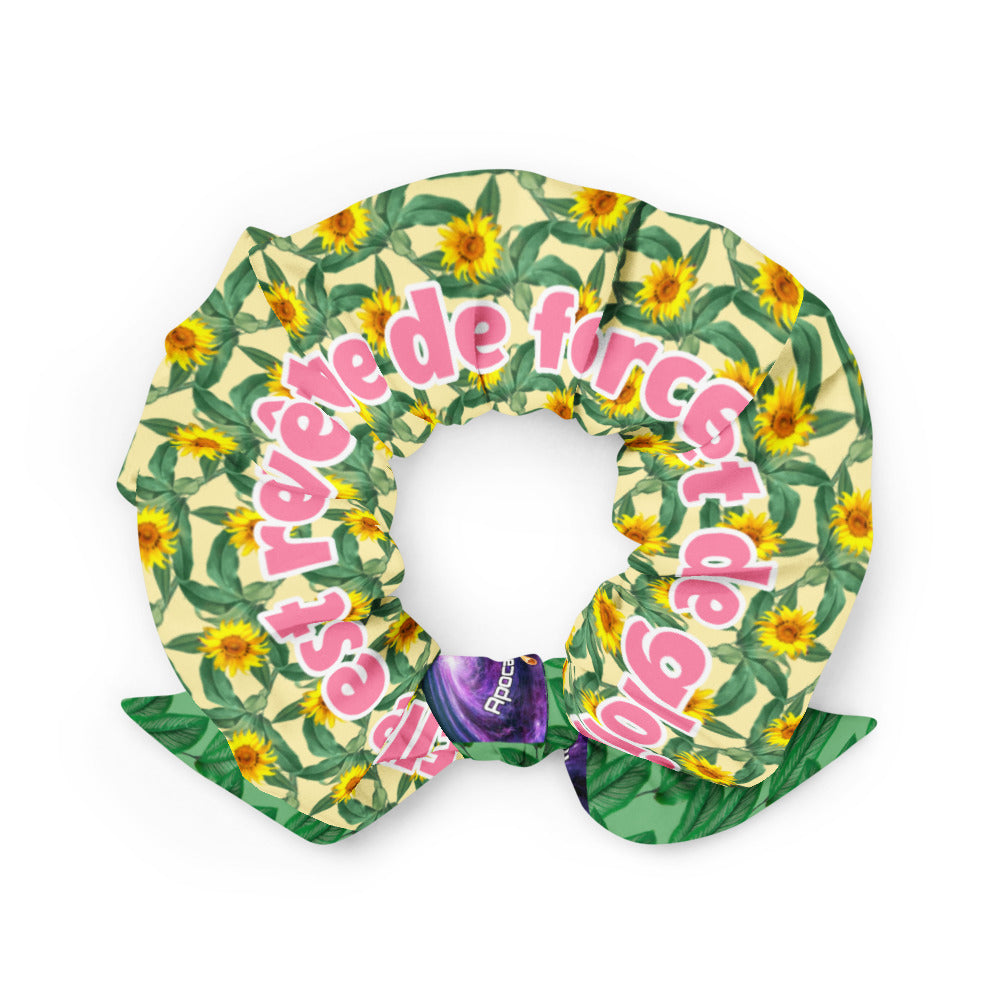 回收的寵兒 - 它塗有力和榮耀。她明智地張開嘴